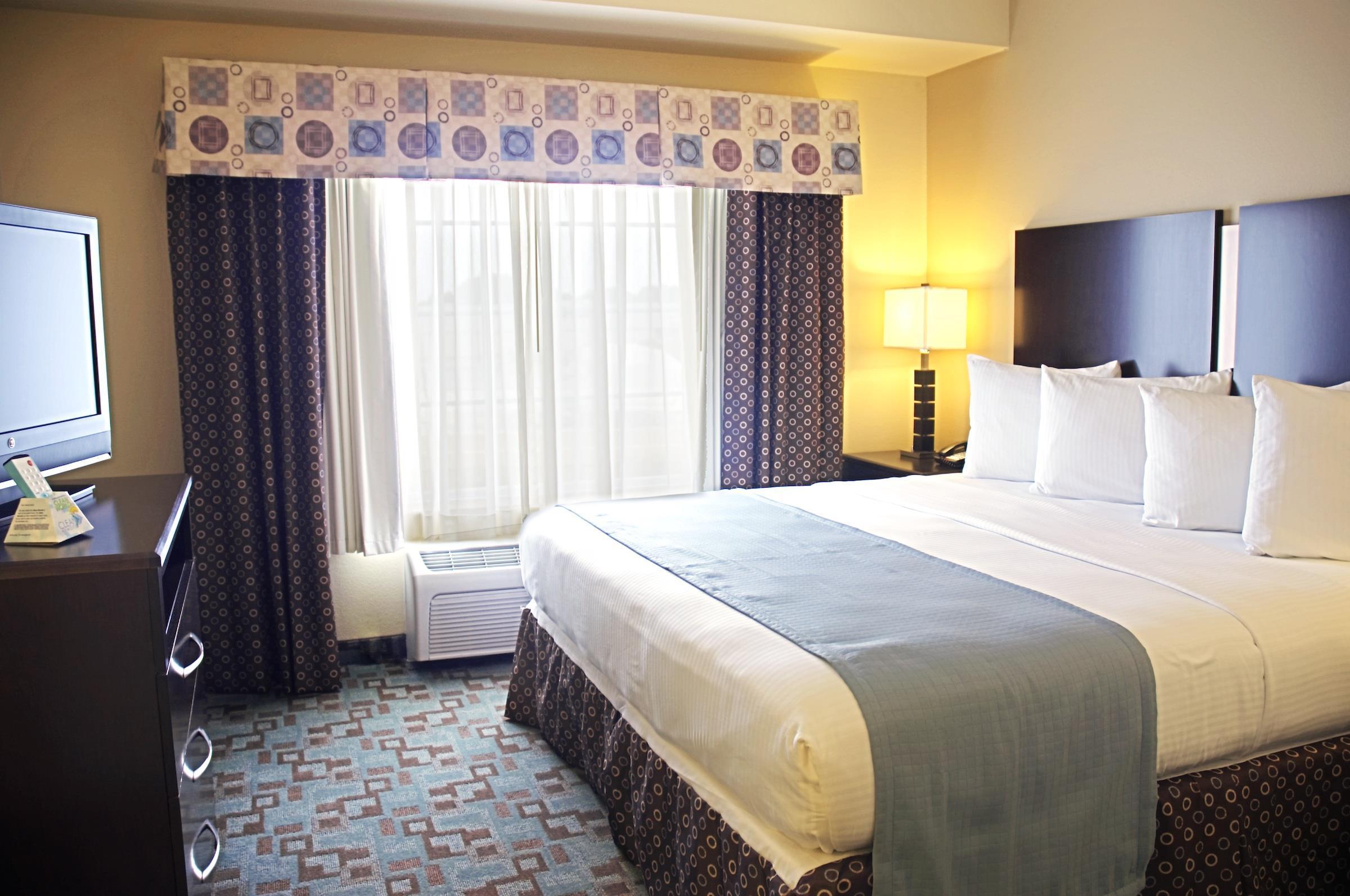 Best Western Plus Eastgate Inn & Suites Вічіта Номер фото
