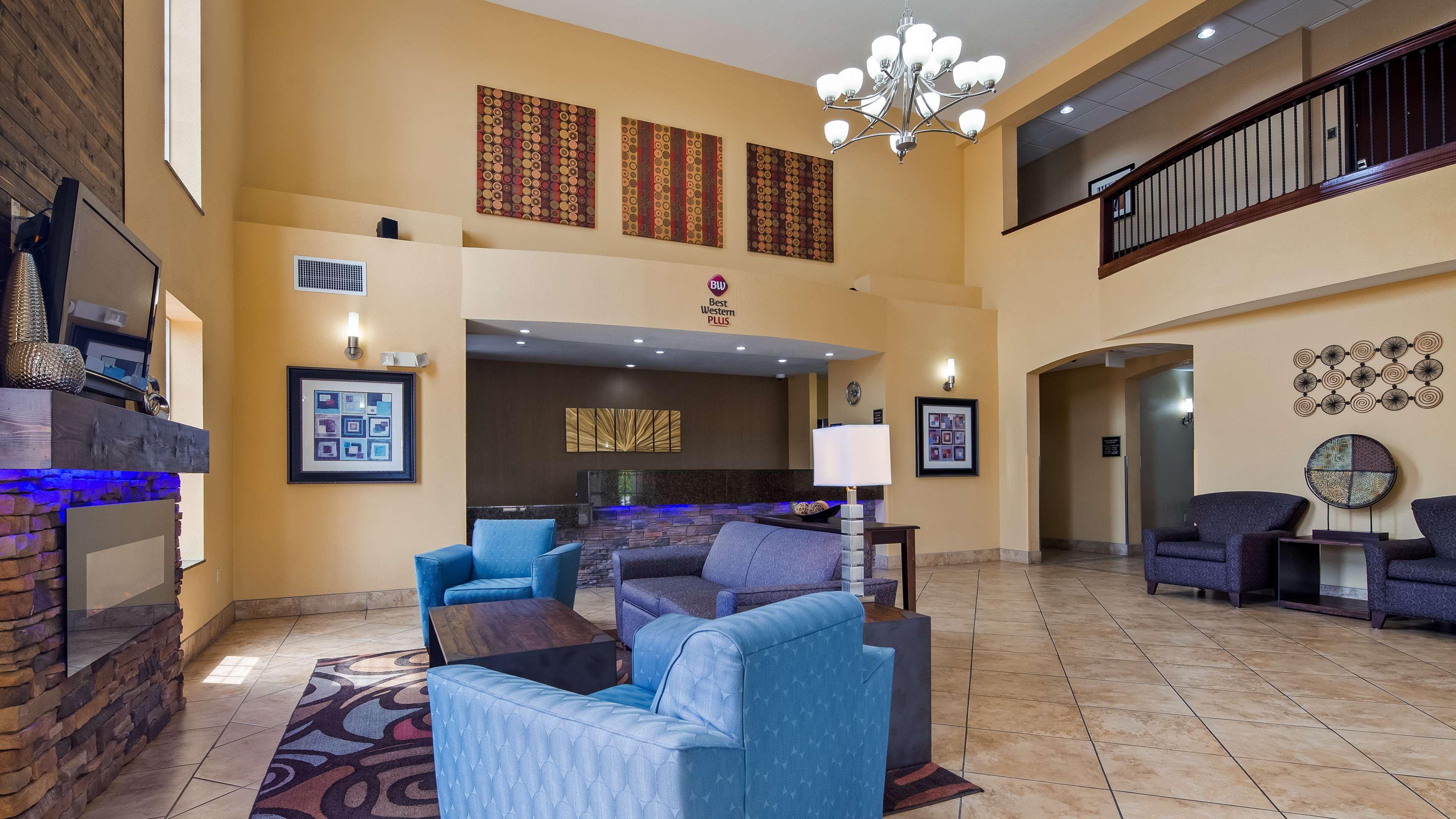 Best Western Plus Eastgate Inn & Suites Вічіта Екстер'єр фото