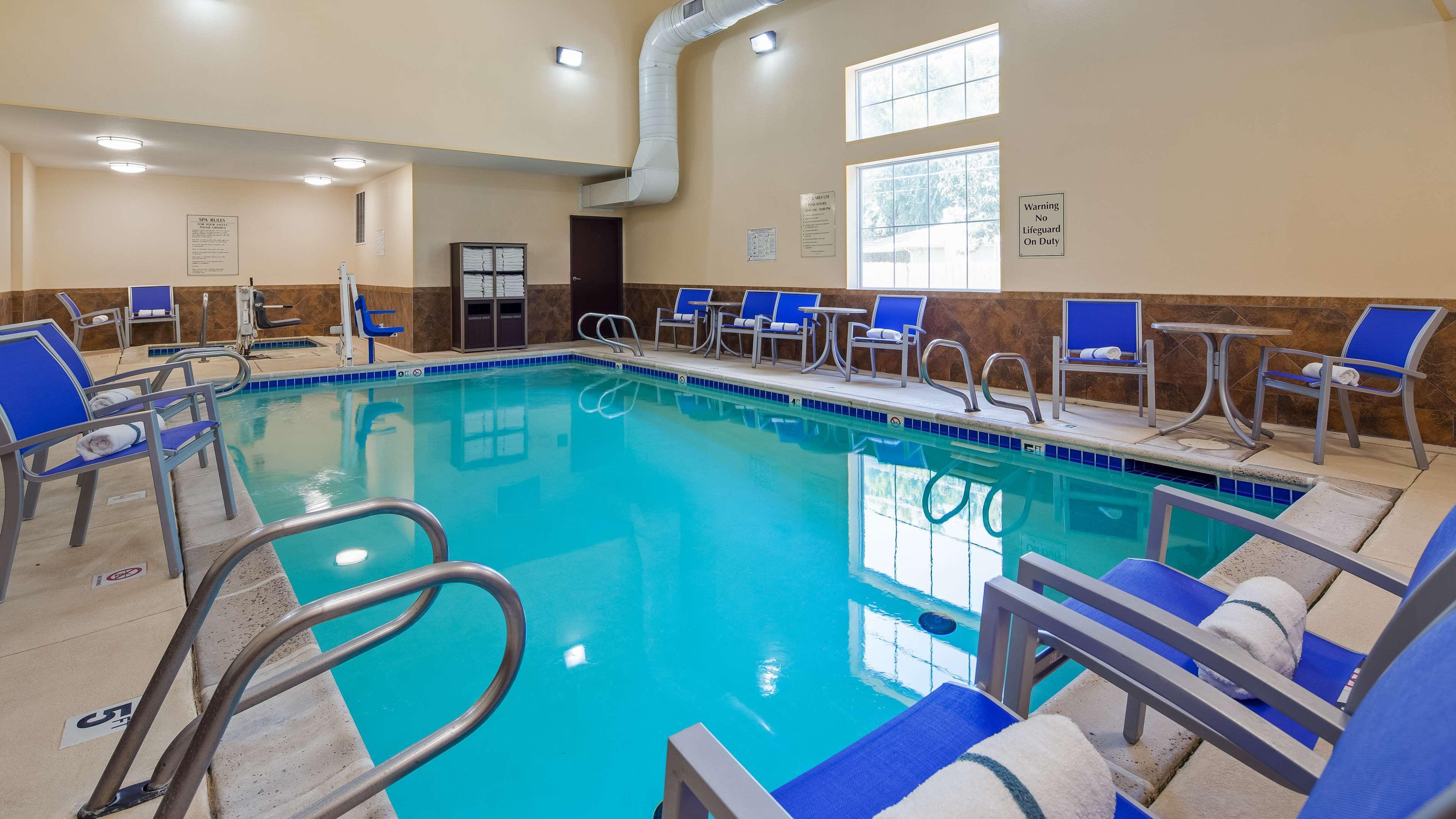 Best Western Plus Eastgate Inn & Suites Вічіта Зручності фото