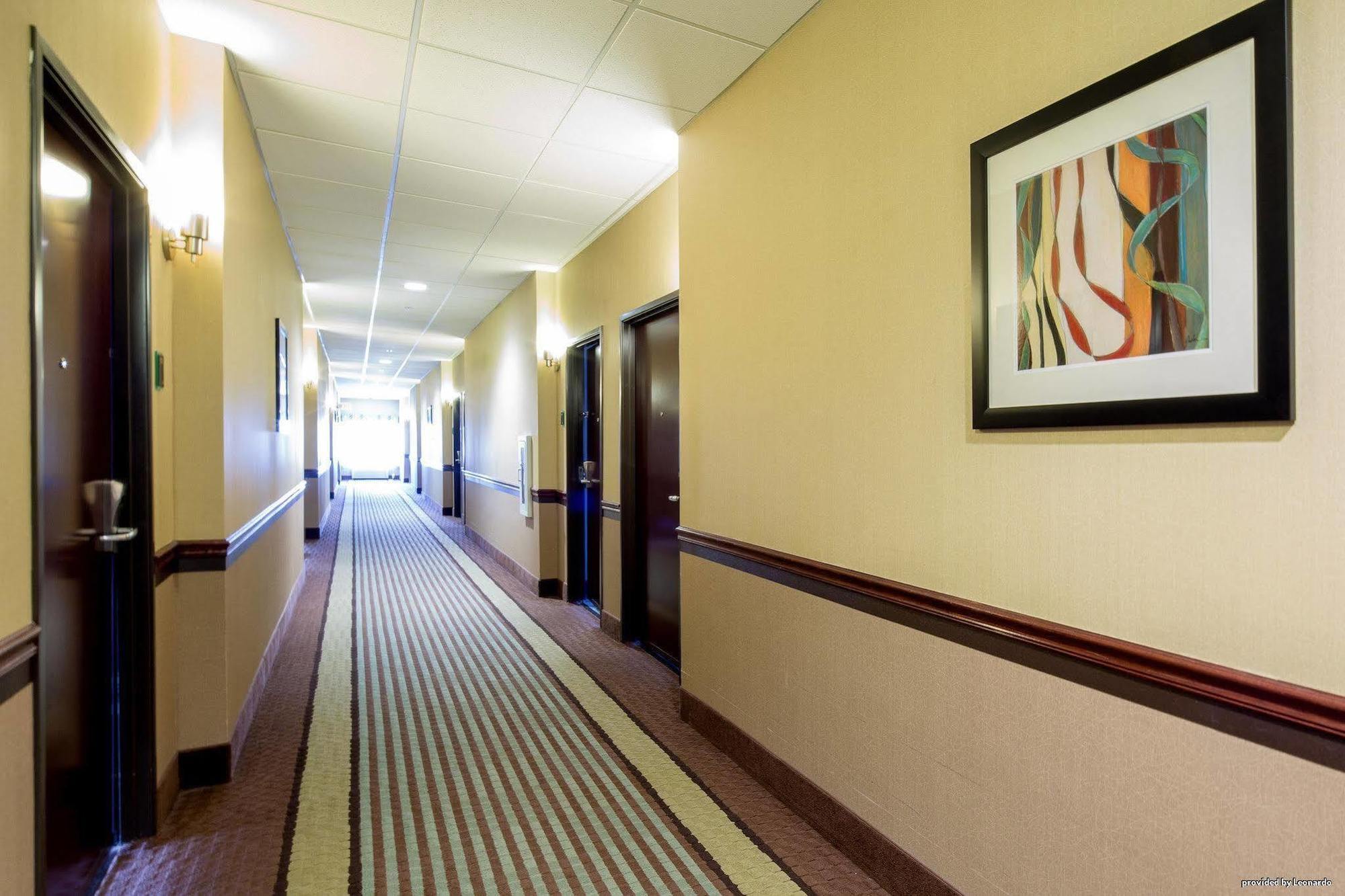 Best Western Plus Eastgate Inn & Suites Вічіта Екстер'єр фото