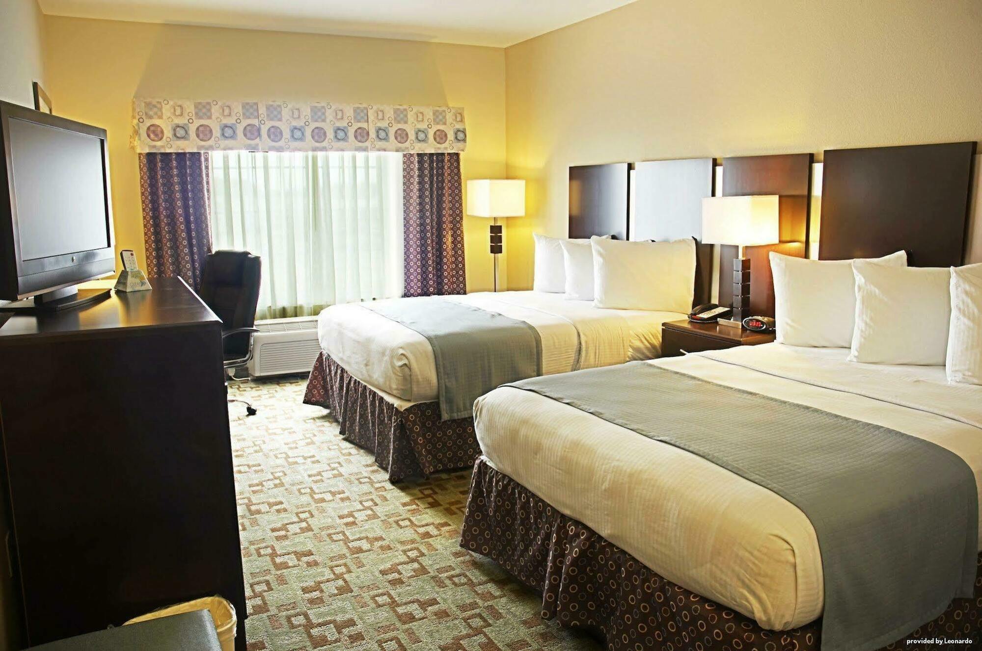 Best Western Plus Eastgate Inn & Suites Вічіта Екстер'єр фото