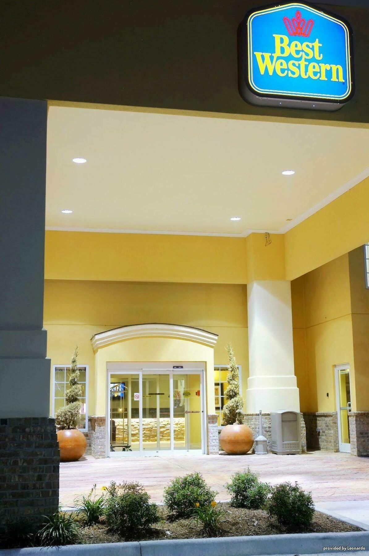 Best Western Plus Eastgate Inn & Suites Вічіта Екстер'єр фото