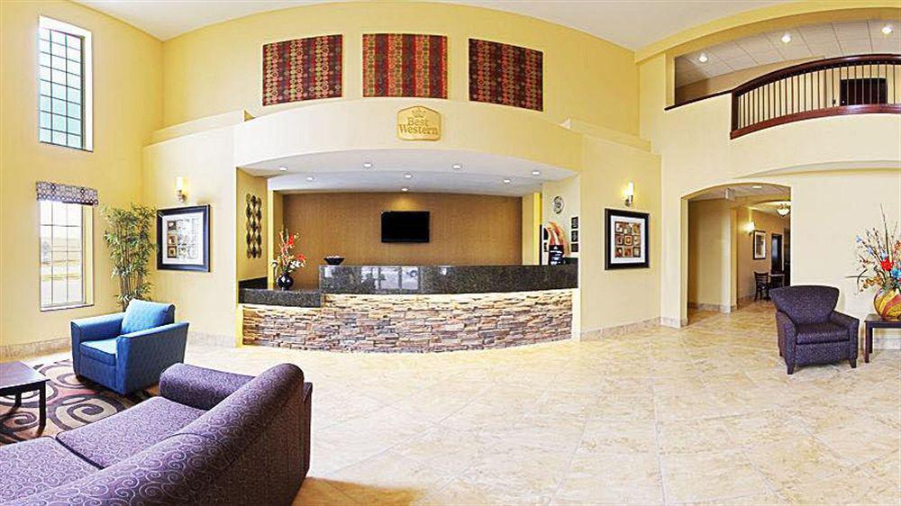 Best Western Plus Eastgate Inn & Suites Вічіта Екстер'єр фото